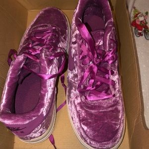 Nike Air Force 1 LV8